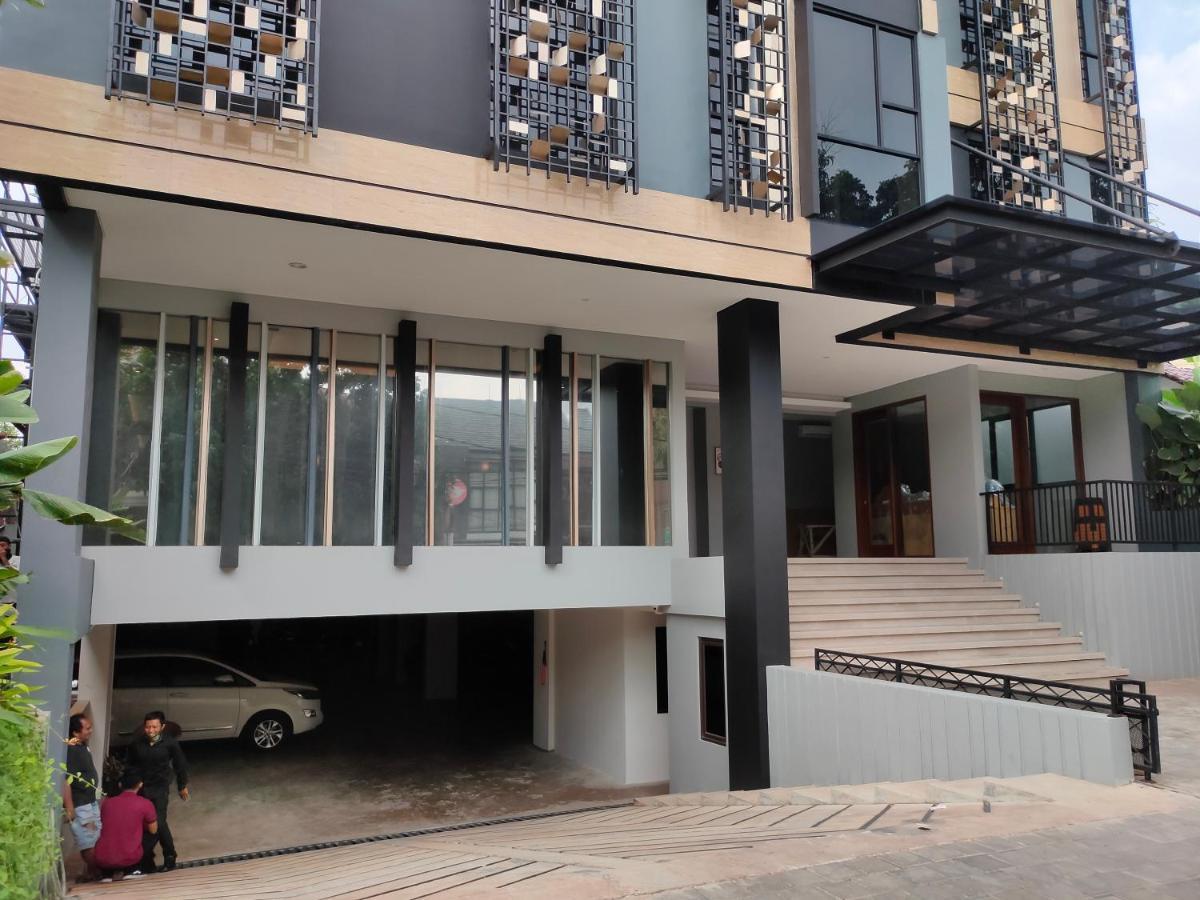 Adotel Jakarta Exterior foto